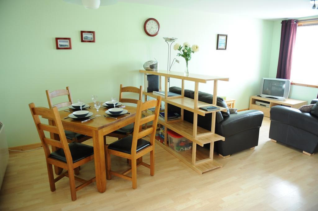 Decca - Self Catering Shetland Apartment Lerwick Room photo